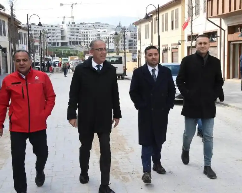 Başkan Yapar, Ramazan Etkinlik Alanında Incelemelerde Bulundu