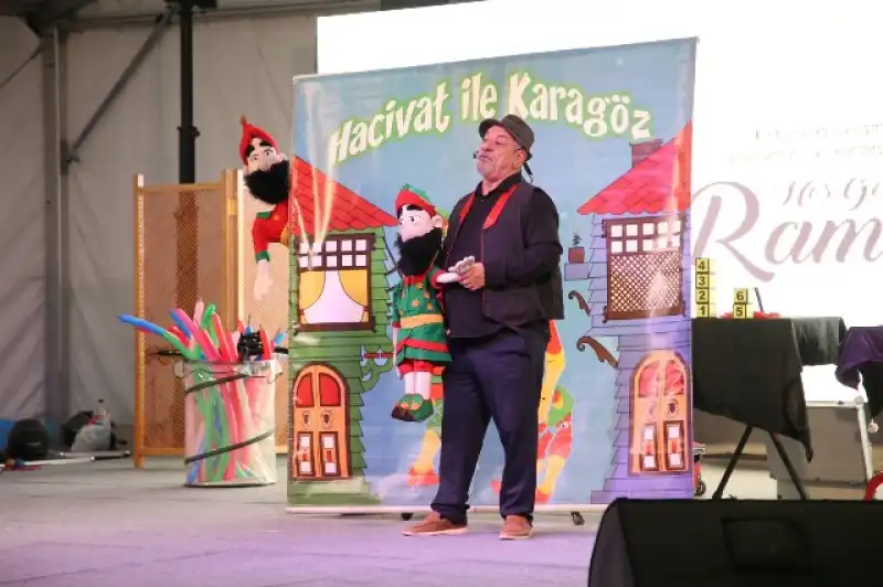 YAZAR VAKKASOĞLU, İSKENDERUNLULAR İLE BULUŞTU