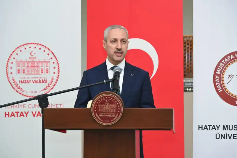 Vali Masatlı Ve HMKÜ Rektörü Eren Öğrencilerle İftar Sofrasında Buluştu