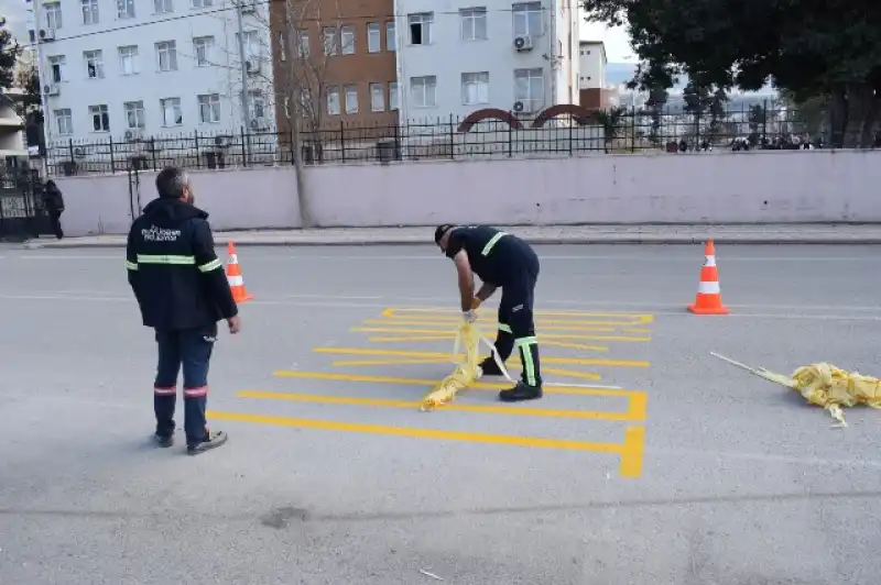  Yaya Geçitleri Ve Sinyalizasyon Sistemleri Yenileniyor