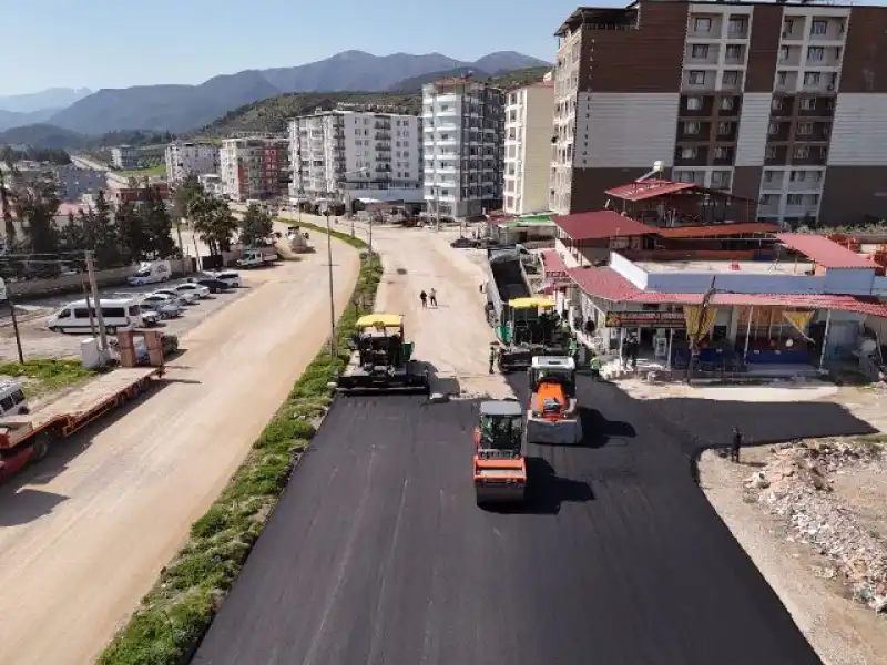 HBB Hassa’da Yol çalışmalarına Devam Ediyor