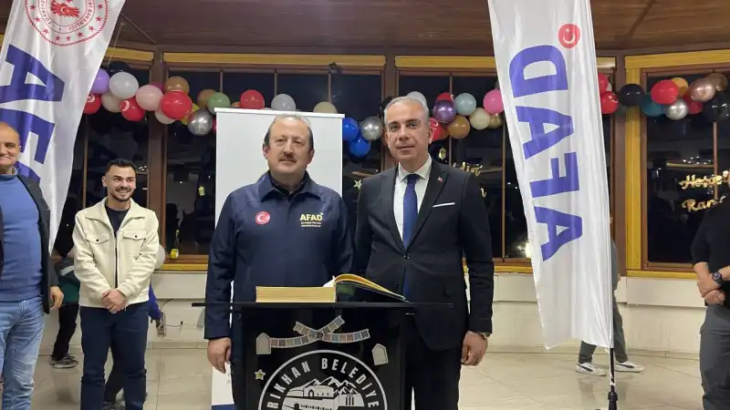 Kırıkhan’da Dünya Yetimler Gününde İftar Programı Düzenlendi, AFAD Genel Başkanı Pehlivan’a Fahri Hemşehrilik Beratı Verildi