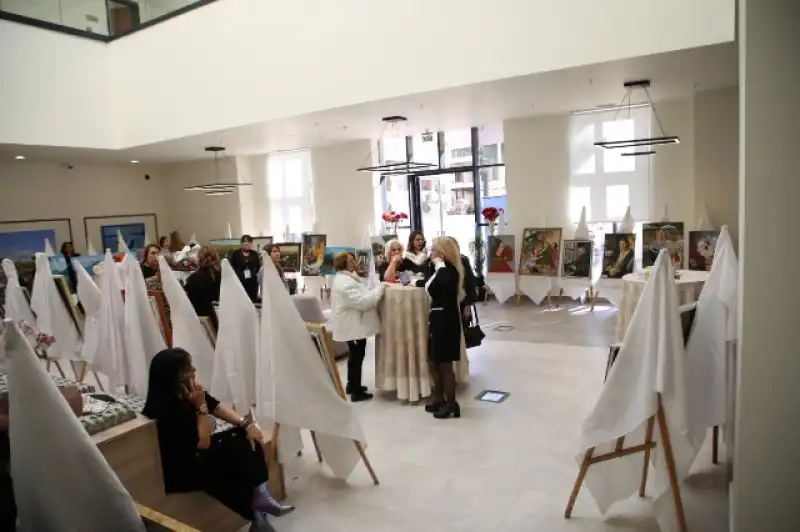 HBB’DEN “KARMA RESİM” SERGİSİ