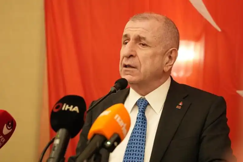 Özdağ: “Pkk'nın Onurunu Kurtaracağız Diye Büyük Türk Milletinin Gururunu Kırıyorsunuz”