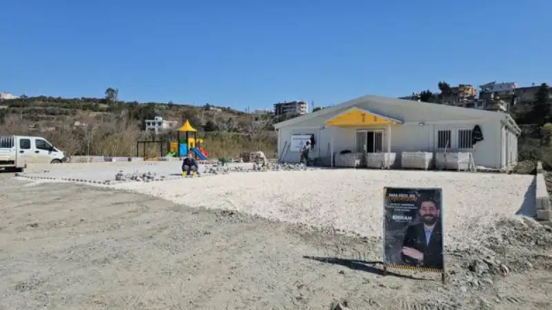 Samandağ Karaçay Mahallesi Çok Amaçlı Salonunda Çalışmalar Sürüyor 