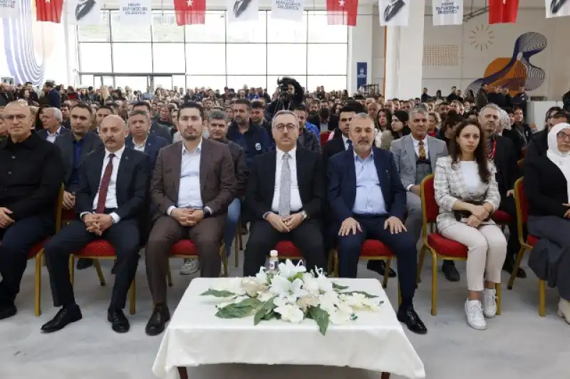 HBB Genel Sekreteri Güngör, Belediye Personeliyle Bayramlaştı