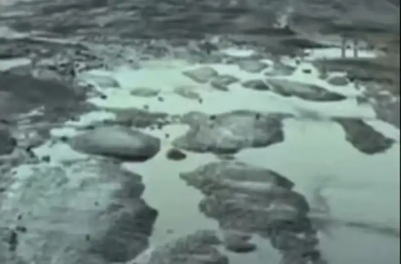 Hatay’da Yollar Köstebek Yuvasına Döndü