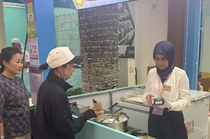 HBB, ÇİN’DE ORUK VE HAYTALI KEYFİ YAŞATTI