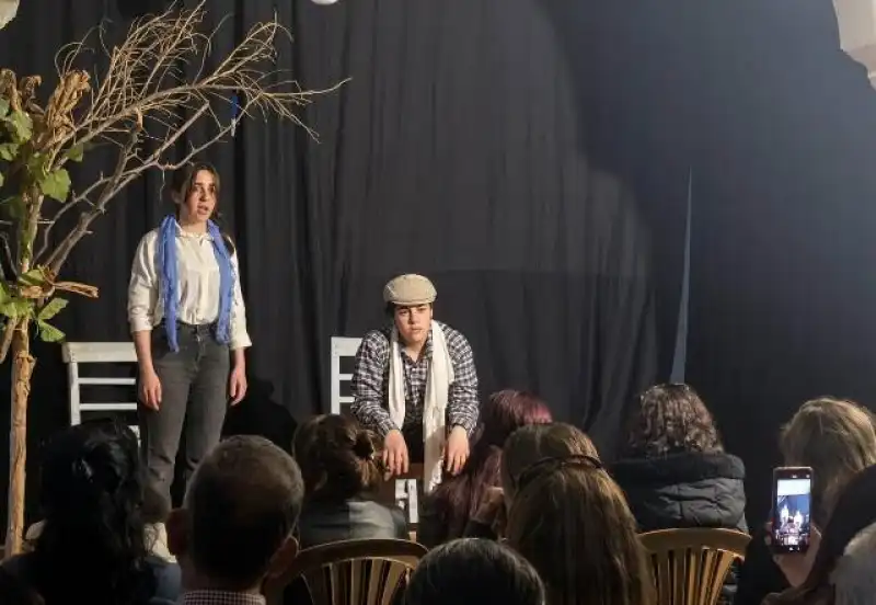 Epik Sanat Tiyatrosu “Nazım” Adlı Oyunu Yeniden Sahneledi.