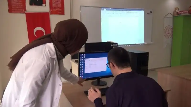 AKADEMİ HATAY DİJİTALDE HİZMETE AÇILDI