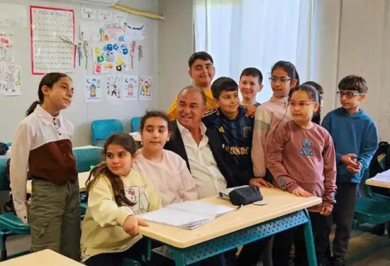 FATİH TERİM’DEN HATAY’A MORAL ZİYARETİ