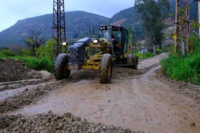 Defne Belediyesi’nden Sağanak Yağışa Anında Ve Kesintisiz Müdahale