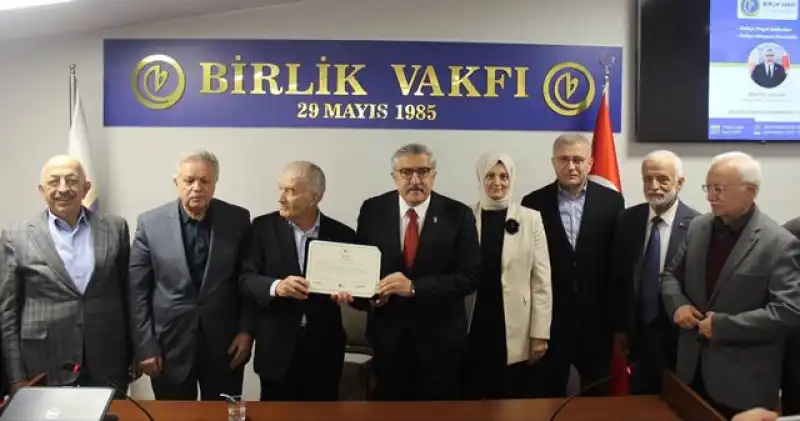 AK Parti Genel Başkan Yardımcısı Yayman, Birlik Vakfı'nda Konferans Verdi