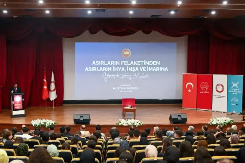 Hatay Valisi Masatlı Hatay İhtisas Akademi Kapsamında HMKÜ Öğrencileriyle Buluştu