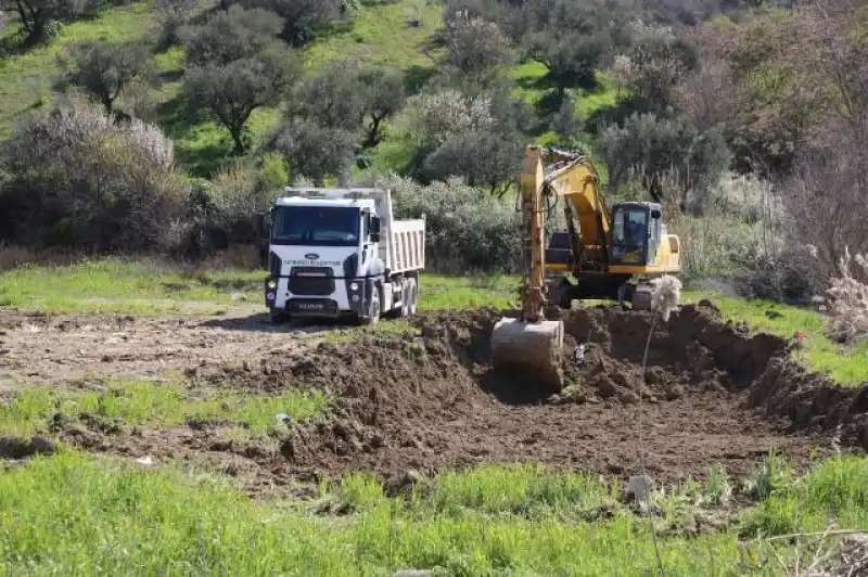 Altınözü’nde “Sanayi Sitesi” Tartışması: Adam Kayırma Iddiaları Gündemde