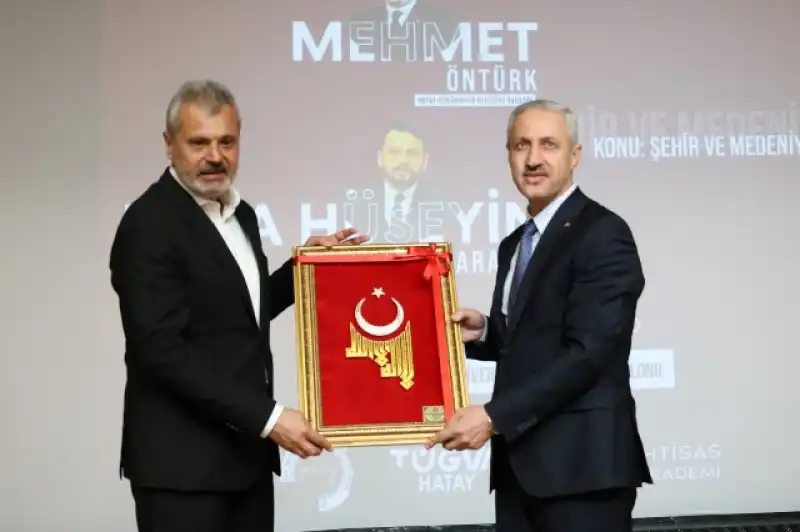 Başkan Öntürk Tügva İhtisas Akademi’de Gençlerle Buluştu