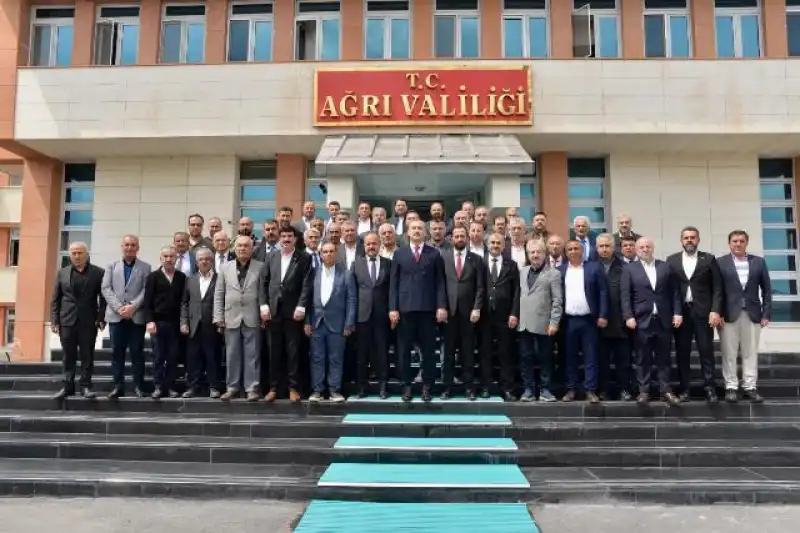Yayladağı’lılardan Ağrı Valisi Bozkurt’a Ziyaret 