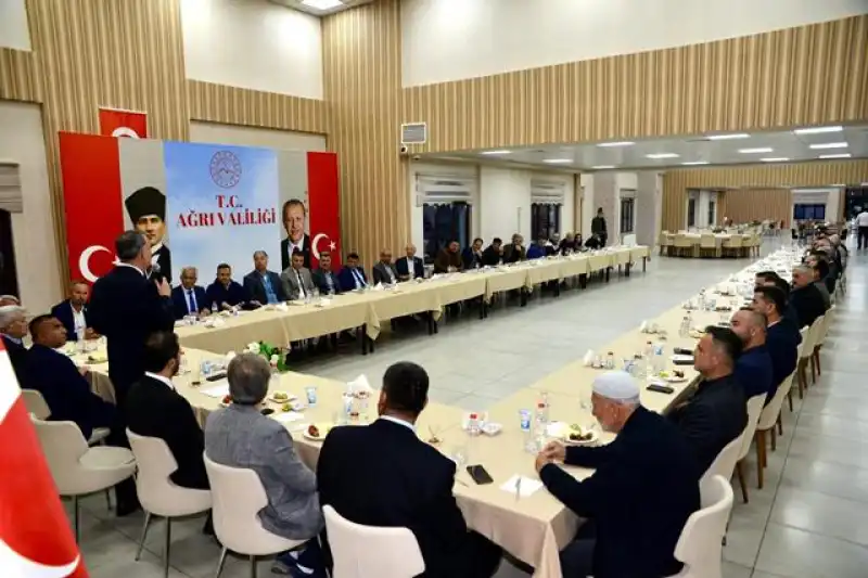 Yayladağı’lılardan Ağrı Valisi Bozkurt’a Ziyaret 