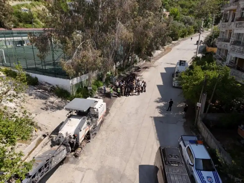 ÖNTÜRK, DEFNE’DE YATIRIMLARI YERİNDE İNCELEDİ