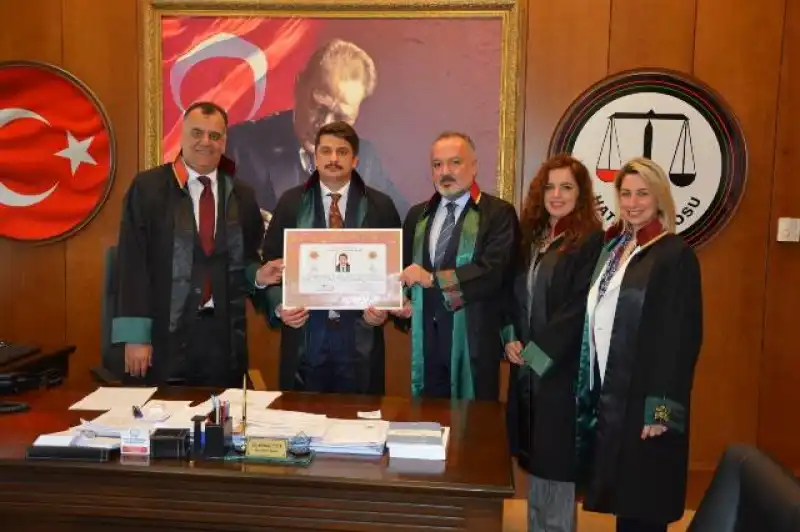 Yıldırım, Mülki Idaredeki Başarılarını Hukuk Kariyeriyle Taçlandırdı