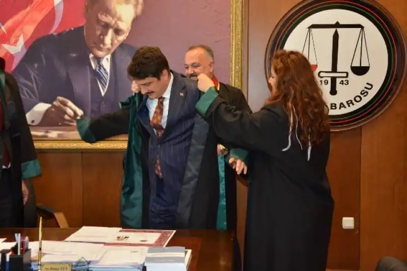 Yıldırım, Mülki Idaredeki Başarılarını Hukuk Kariyeriyle Taçlandırdı