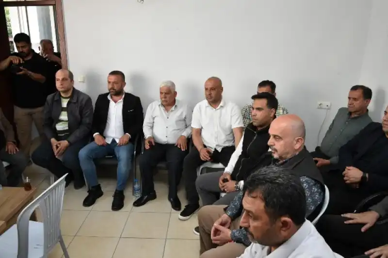 Başkan Yapar, Dağ Bandı Mahalle Muhtarlarıyla Bir Araya Geldi