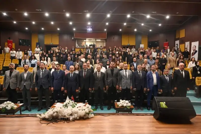 Uluslararası Geleneksel Türk Sanatları Sempozyumu Gerçekleştirildi
