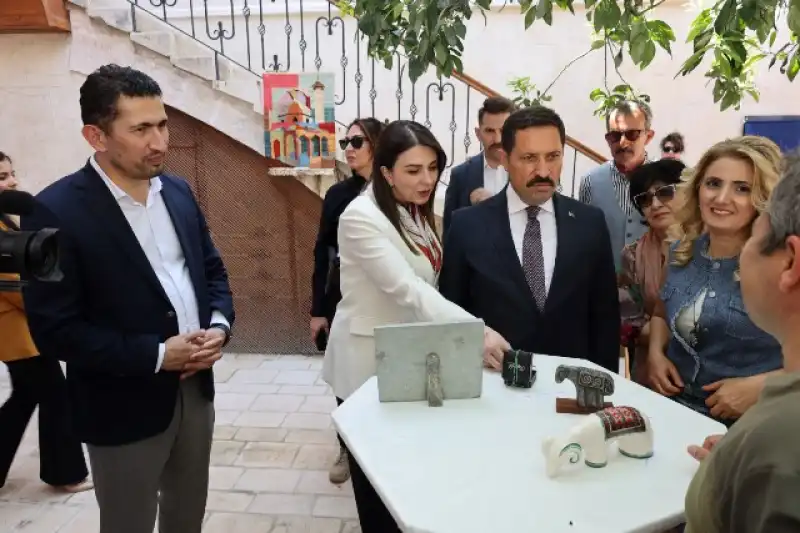 Uluslararası Geleneksel Türk Sanatları Sempozyumu Gerçekleştirildi