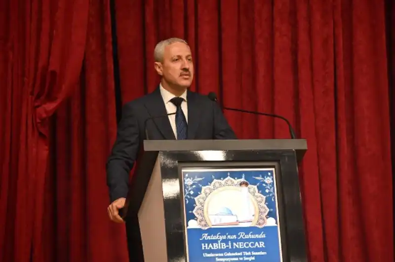 Uluslararası Geleneksel Türk Sanatları Sempozyumu Gerçekleştirildi