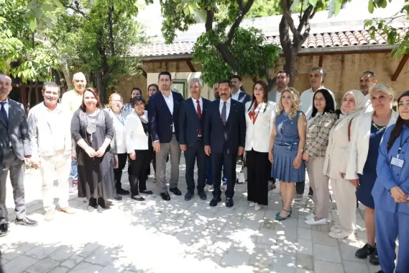 Uluslararası Geleneksel Türk Sanatları Sempozyumu Gerçekleştirildi