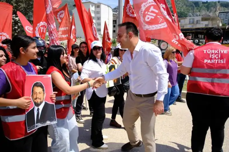 Başkan Özgün 1 Mayıs’ta Alanlardaydı