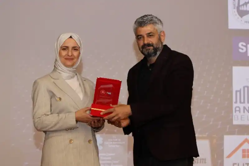 Üniversiteler Arası Bilgi Yarışmasının Açılış Töreni Yapıldı