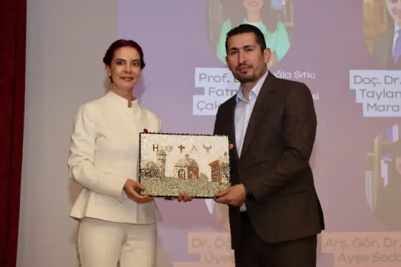 Üniversiteler Arası Bilgi Yarışmasının Açılış Töreni Yapıldı