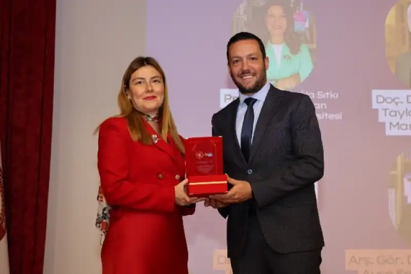 Üniversiteler Arası Bilgi Yarışmasının Açılış Töreni Yapıldı
