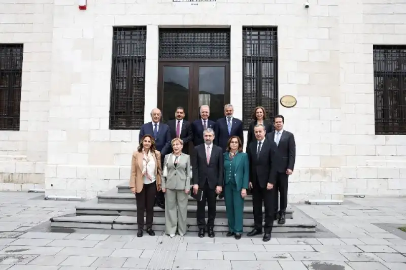 BAŞKAN ÖNTÜRK İŞ İNSANLARINI AĞIRLADI