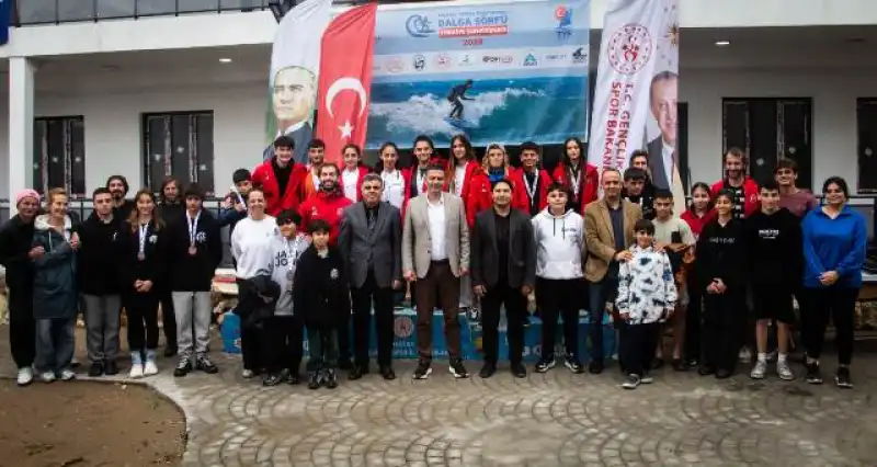 Tyf Dalga Sörfü Türkiye Şampiyonası Samandağ’da Tamamlandı