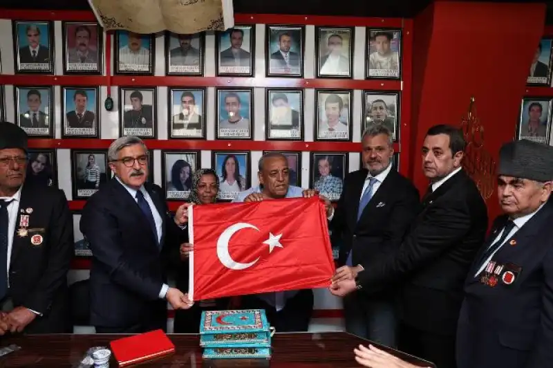 HATAY’I BİRLEŞTİREN ANMA TÖRENİ 