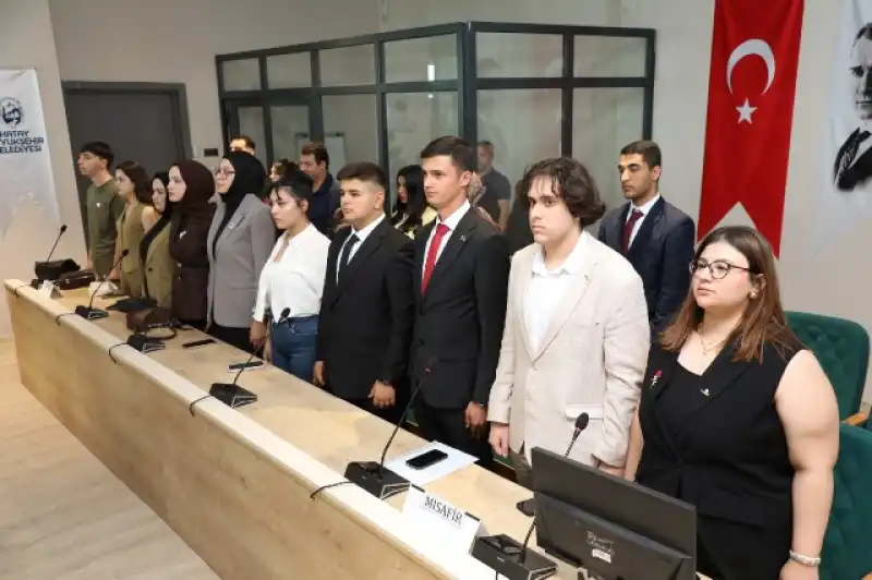 HBB GENÇLİK MECLİSİ ÇALIŞMALARINI SÜRDÜRÜYOR