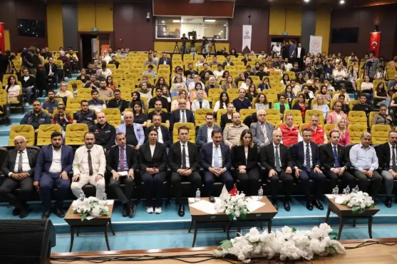 “Krizden Kalkınmaya: Afet Yönetiminde Hatay Modeli” Çalıştayı Tamamlandı