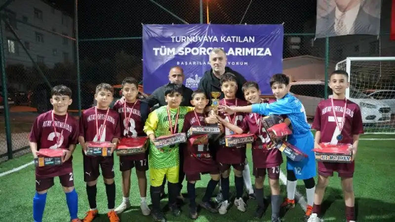 Antakya Belediyesi 2. Futbol Turnuvası Çekişmeli Maçlarla Gerçekleşti