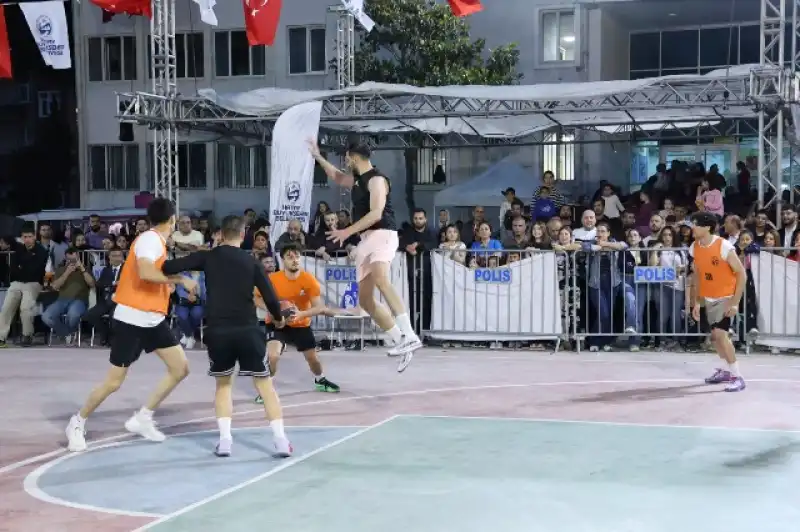 3X3 STREETBALL’DA ÖDÜLLER SAHİPLERİNİ BULDU