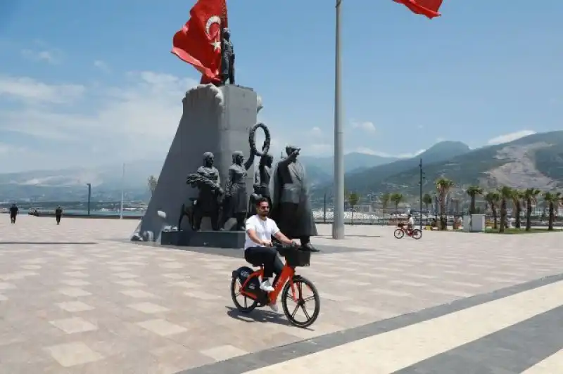 Habi Ile İskenderun’lular Bayramın Tadını Pedallayarak çıkardı 
