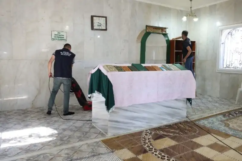 HBB’den Türbelerde Bayram Sonrası Temizlik