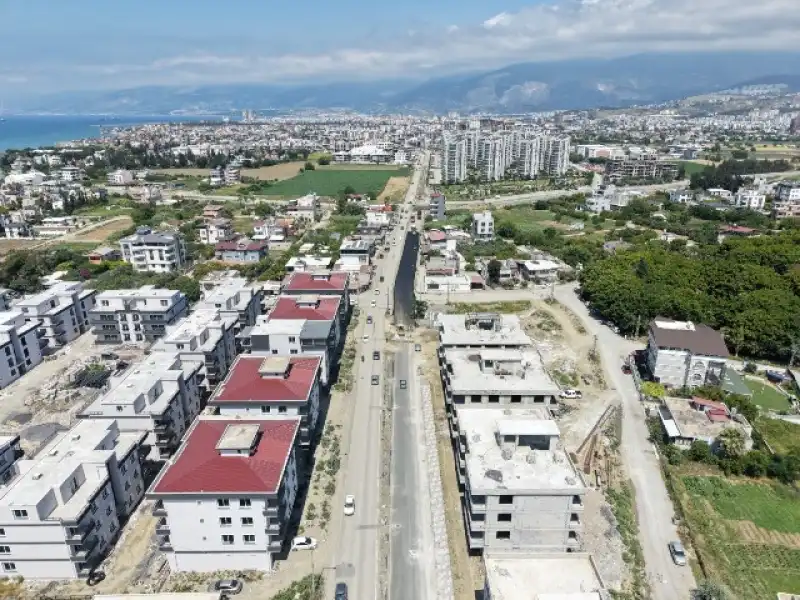Başkan Öntürk Sahada Yol Çalışmalarını İnceledi