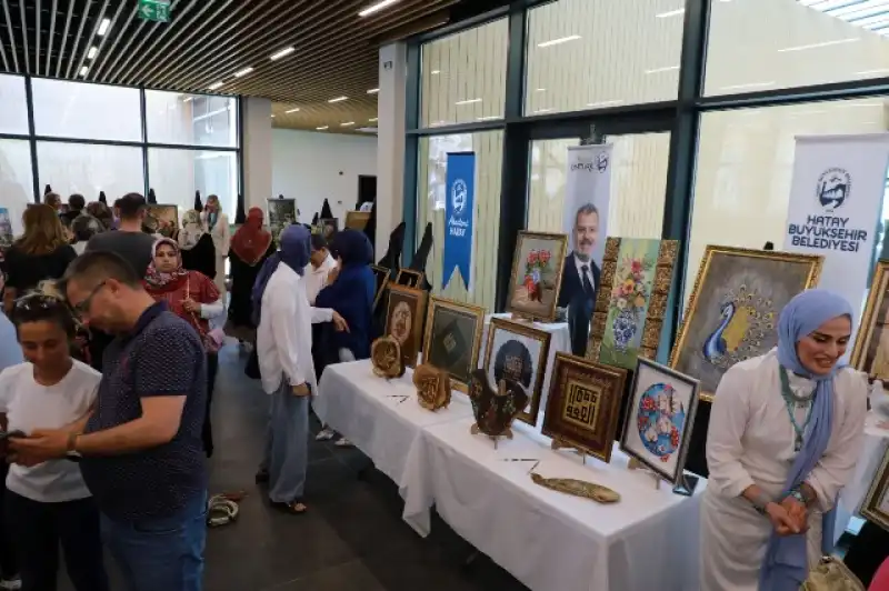 HBB Akademi Hatay Kursiyerlerinin Eserleri Vatandaşlarla Buluştu
