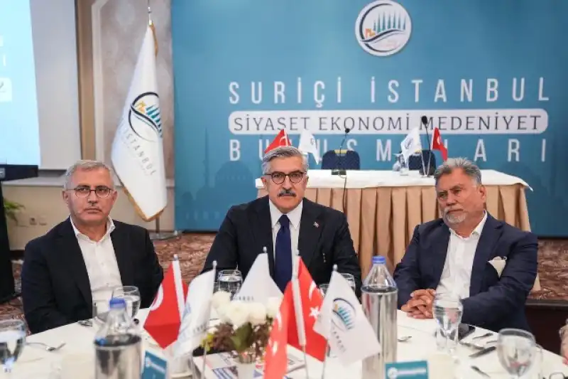 YAYMAN: “AK PARTİ KENDİSİYLE YARIŞMAKTADIR”