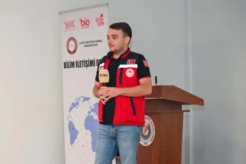 HMKÜ Geleceğin Mesleklerini Kırıkhan’da Tanıttı