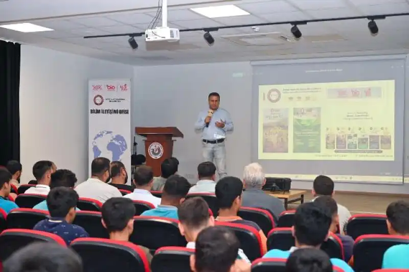 HMKÜ Geleceğin Mesleklerini Kırıkhan’da Tanıttı