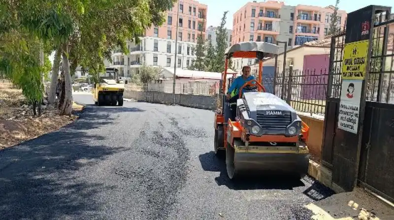 Başkan Çelik: “2027 Sonunda Kırıkhan’da Yol Sorunu Konuşulmayacak”