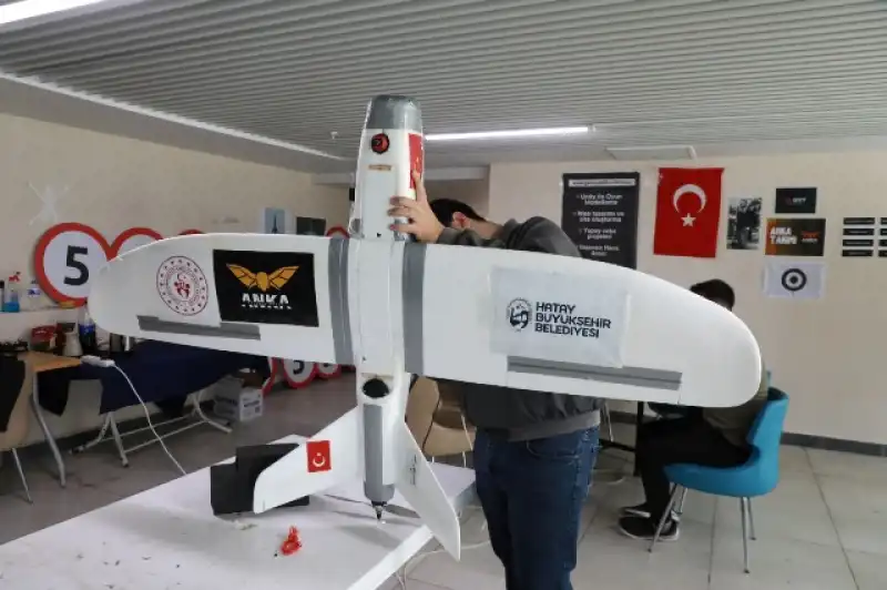 HBB Destekleriyle Geliştirilen ANKA İHA, Yarı Finale Yükseldi